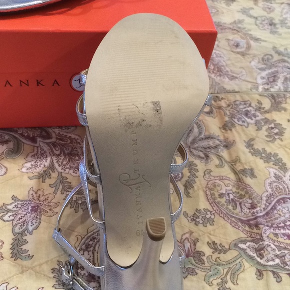 Gorgeous Ivanka Trump Shoe! - Picture 6 of 6
